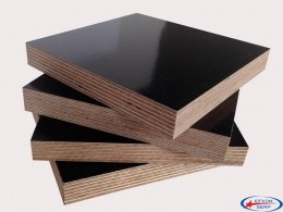 Фанера ФСФ ламінована 2500х1250х9 мм 1/1 (F/F) Гл/Гл WhiteWood		